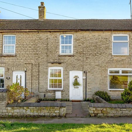 Red Kite Cottage Easton on the Hill ภายนอก รูปภาพ