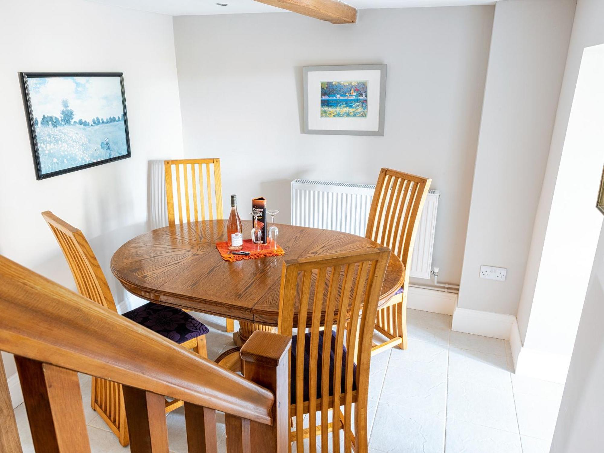 Red Kite Cottage Easton on the Hill ภายนอก รูปภาพ