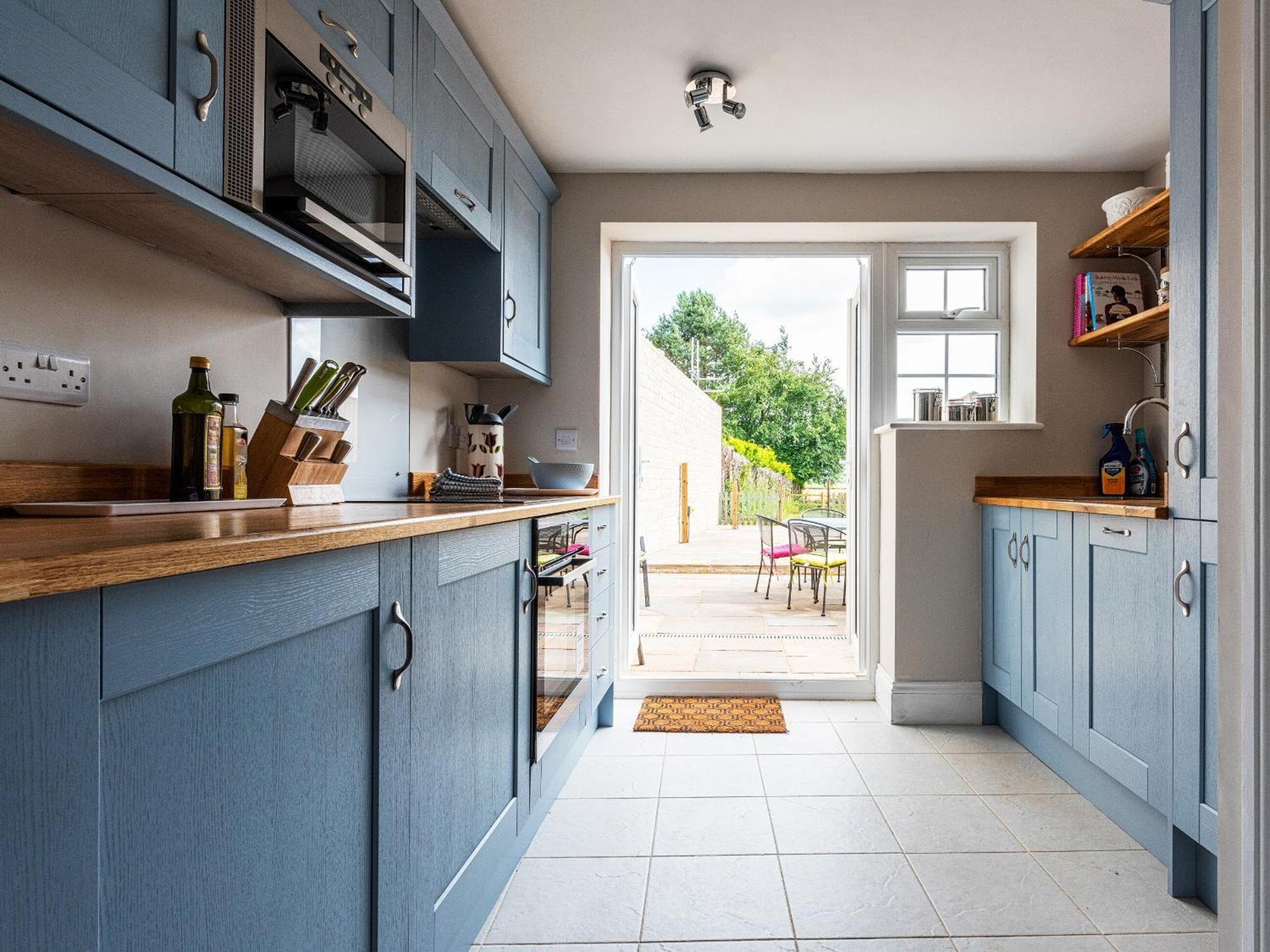 Red Kite Cottage Easton on the Hill ภายนอก รูปภาพ